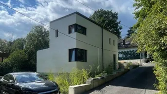 Expose Moderne Luxusvilla mit Traumblick in beliebter Lage!
