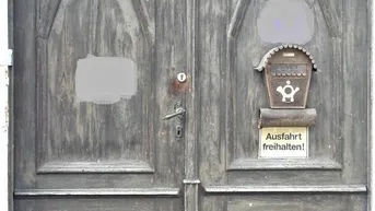 Expose SANIERUNGSBEDÜRFTIGES STADTHAUS MIT NEBENGEBÄUDEN UND INNENHOF - LITSCHAU AM HERRENSEE - WALDVIERTEL