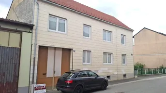 Expose Großzügiges Bauernhaus mit jeder Menge Platz und Stauraum!