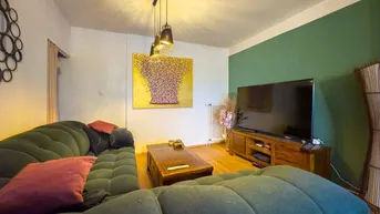 Expose VILLA IN GRÜNLAGE - teilrenoviert