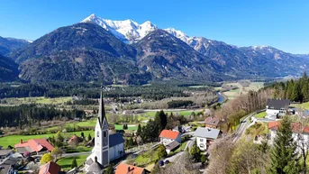 Expose Ferienpension oder Familienidylle? Vielseitiges Wohnhaus mit Bergpanorama &amp; Potenzial