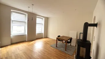 Expose HELLES 2-ZIMMER-APARTMENT IN MODERNISIERTEM ALTHAUS