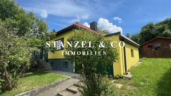 Expose SONNIGER BAUGRUND MIT BUNGALOW IN GRÜN - BESTLAGE