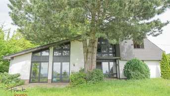 Expose Moderne Villa mit Panoramablick über Linz – Verkauf im Bieterverfahren