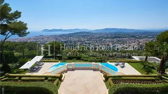 Expose Luxuriöse Villa in den Hügeln über Cannes mit atemberaubenden Blick aufs Mittelmeer