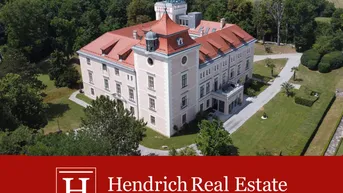Expose Saniertes 2.200 m² Wohnschloss mit Potential am Wiener Stadtrand - 5 Hektar Park
