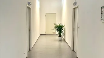 Expose Seminarräume/Schulungzentrum/Austellungsräume/Büro