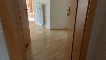 Expose 2 Zimmer Wohnung in Rabenwald