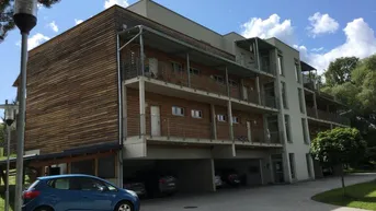 Expose MIETKAUF Neubauwohnung in ruhiger, sonniger Lage mit Terrasse - inkl. Carportabstellplatz