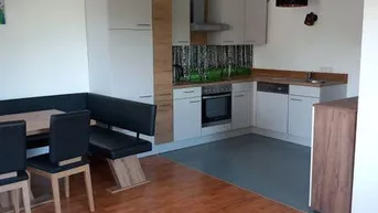 Expose Stilvoll und geräumig: Ihre neue 90 m² Wohlfühloase!