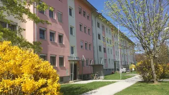 Expose Sonnige Wohnung mit Loggia