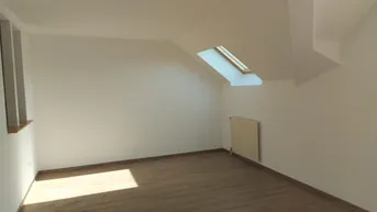 Expose Freundliche, sonnendurchflutete Drei-Zimmer-Dachgeschoßwohnung in Grünruhelage, Erstbezug, Miete 4400 Steyr