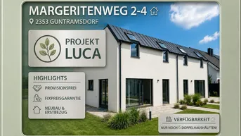 Moderne Doppelhaushälften mit weißer Fassade, großen Fenstern und gepflegtem Vorgarten unter blauem Himmel.