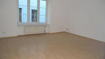 Expose 15217 Geräumige Wohnung im Zentrum!