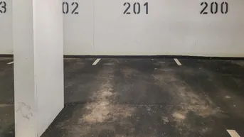Expose PROVISIONSFREI VOM EIGENTÜMER! HELER PARK! TIEFGARAGENPLATZ!