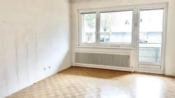 Expose PROVISIONSFREI VOM EIGENTÜMER! UNSANIERTE GUT AUFGETEILTE 4-ZIMMER-WOHNUNG MIT LOGGIA!