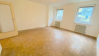 Expose PROVISIONSFREI VOM EIGENTÜMER! UNSANIERTE 3-ZIMMER WOHNUNG BEIM COLOSSEUM21!