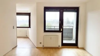Expose PROVISIONSFREI VOM EIGENTÜMER! GUT AUFGETEILTE 3-ZIMMER-WOHNUNG MIT LOGGIA!