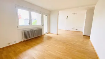 Expose PROVISIONSFREI! FAMILIENHIT - 3-ZIMMER-WOHNUNG IN SEHR GUTER WOHNLAGE!
