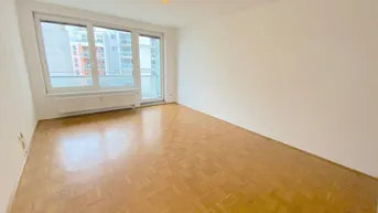 Expose PROVISIONSFREI VOM EIGENTÜMER! 3,5-ZIMMER WOHNUNG MIT LOGGIA IN DER FORSTHAUSGASSE!