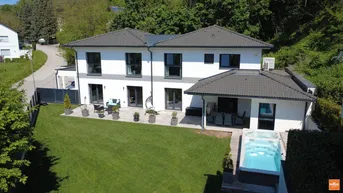 Expose Modernes Einfamilienhaus mit Option auf zwei Wohneinheiten in Eisenstadt!
