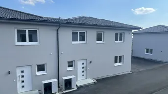 Expose Moderne Doppelhaushälfte mit großem Garten!