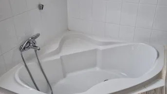 Expose *NEUER PREIS* Maisonettewohnung mit Dachterrasse und Whirlpool *Virtueller Rundgang*