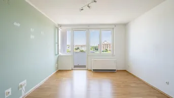Expose ** Sonnige 3 Zimmerwohnung mit Parkplatz und Kellerabteil **