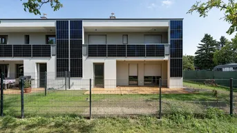 Expose ** Großzügige, energieeffiziente Doppelhaushälfte mit 5 Zimmern, Garage und Photovoltaik Anlage **