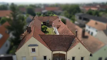 Expose Vielseitiger Vierkanthof mit Werkstatt, Lagerflächen &amp; 2 Wohneinheiten in Zillingdorf zu vermieten