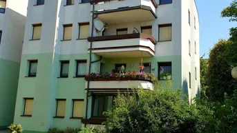 Expose Neu sanierte Wohnung mit edler Küche - nähe Neufelder See!