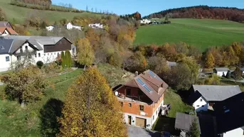 Expose Ihr Familienprojekt in Harmannsdorf: Haus mit riesigem Garten sucht fleißige Hände!