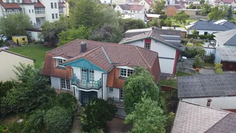 Expose Ihr großzügiges Refugium in Gloggnitz – Komfort, Ruhe und viel Raum für Ihre Träume!