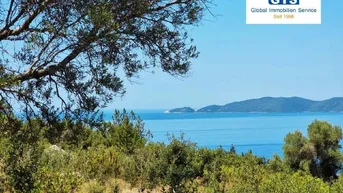Expose +++ GRIECHENLAND - SÜD-LEFKADA: Baugrundstück mit traumhaftem Ausblick und Olivenbäumen +++