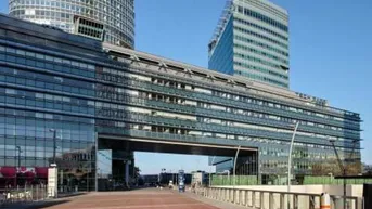Expose Tech Gate | Modernes Arbeiten mit Weitblick!