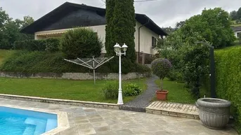 Expose Einfamilienhaus mit großem Garten und Pool in Feldkirchen an der Donau