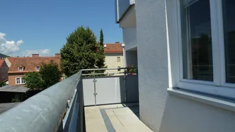 Expose Hübsche, komfortabel ausgestattete 2 Zimmer-Wohnung mit Balkonterrasse in sonniger Ruhelage