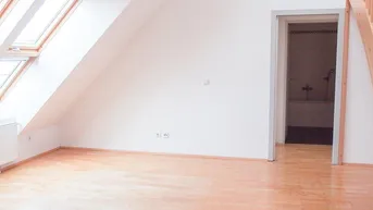 Expose Wunderschöne Dachgeschoss-Maisonette Nähe U4/U6 Längenfeldgasse