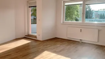 Expose Beeindruckende ca. 60 m² 2 Zimmer-Wohnung mit zwei Balkon-Terrassen in zentrumsnaher Grün - Ruhelage!