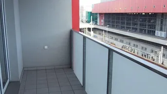 Expose Schöne 3-Zimmerwohnung mit Loggia und Terrasse in U-Bahn-Nähe (bis 30.04.2026 befristet vermietet)