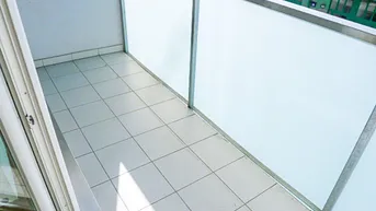Expose Perfekt aufgeteilte 3-Zimmerwohnung mit Loggia Nähe Linzer Straße (befristet vermietet)
