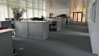 Expose Bezugsfertige Büro - und Konferenzräume zu mieten
