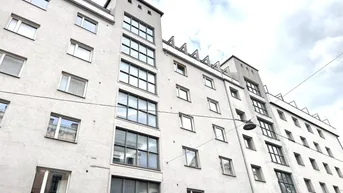Expose Bright 2-Room Flat next to U1