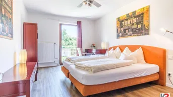 Expose K3 - RENDITEOBJEKT: APPARTEMENTHAUS IN DER FERIENREGION KLOPEINERSEE mit 6 Wohneinheiten, neuwertig, geschmacksvolle und gehobene Ausstattung, Carports, Pferdeboxen, Ruhelage.