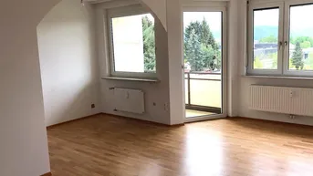 Expose K3 - WOHNEN AM SPITALBERG. Top-sanierte 3-Zimmer Eigentumswohnung in Bestlage, neuwertig, Südbalkon mit wunderbarem Ausblick auf Klagenfurt und die Karawanken.