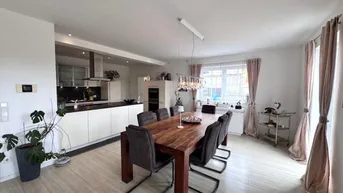Expose K3! Großzügige, charmante Landhaus-Villa - durchdacht geplant! Herrliche weitläufige Gartenoase in Ruhelage!