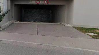 Expose Parkplatz Seefeldergasse
