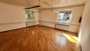 Expose ++104 m² Büro/Praxis im EG in zentraler Stadtlage++