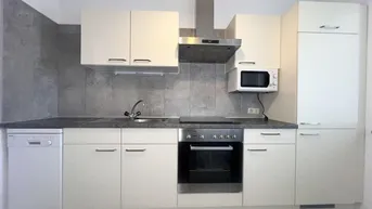 Expose ++schöne, sehr saubere, voll möblierte ETW mit Loggia, Lift und TG-Platz++