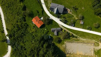 Expose Reiterhof mit Reitplatz und Panoramalage